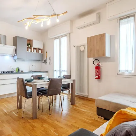 Different - Parcheggio Privato * Bologne