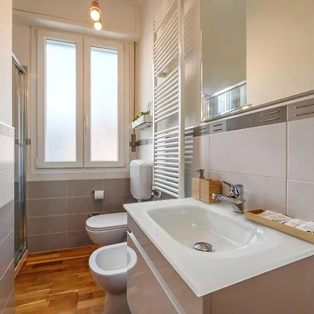 Different - Parcheggio Privato * Bologna