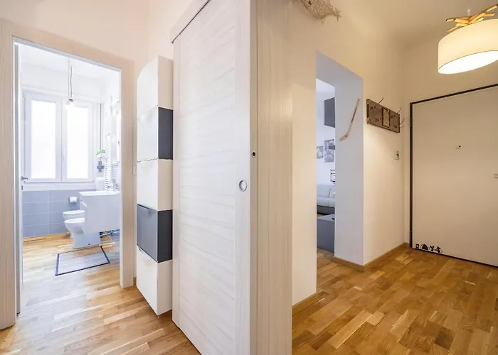 Different - Parcheggio Privato * بولونيا