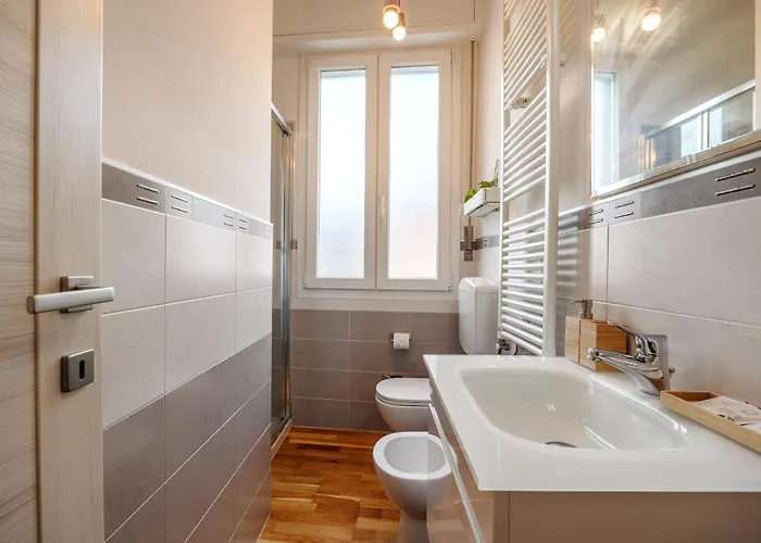 Different - Parcheggio Privato شقة